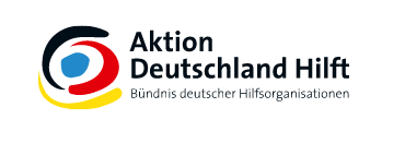 Logo der Aktion Deutschland Hilft mit abstrakten Formen in den Farben Rot, Blau und Schwarz und dem Schriftzug „Bündnis deutscher Hilfsorganisationen“.