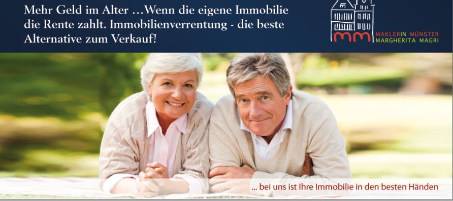 Ein älteres Ehepaar sitzt im Freien zusammen, vermittelt Wärme und Komfort und wirbt für die Immobilienverwaltung als Ruhestandsstrategie.